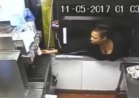 Vídeo mostra mulher entrando pela janela para roubar McDonalds