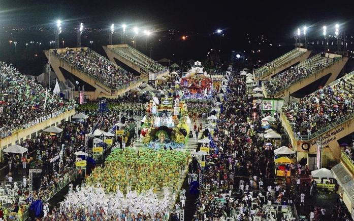 Secretário de Cultura suspende negociações com escolas de samba para desfile 2018