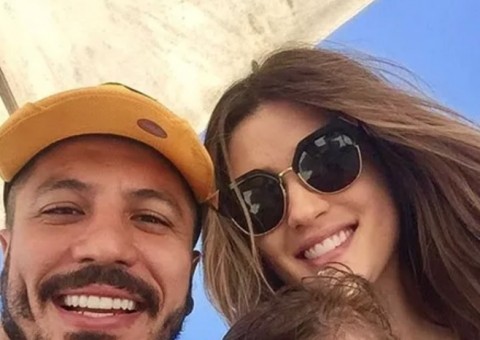 Ex-BBBs Aline Gotschalg e Fernando Medeiros terminam casamento após 2 anos