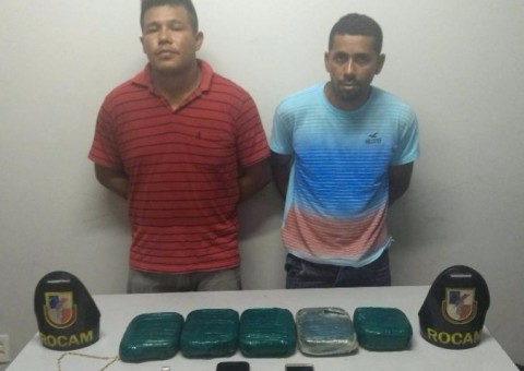 Dupla é presa em flagrante com 5kg de cocaína após denúncia em Manaus