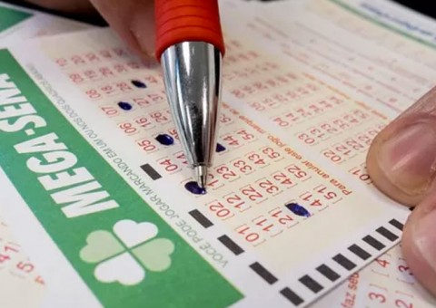 Mega-Sena: 47 apostadores acertam quina e faturam R$ 56 mil
