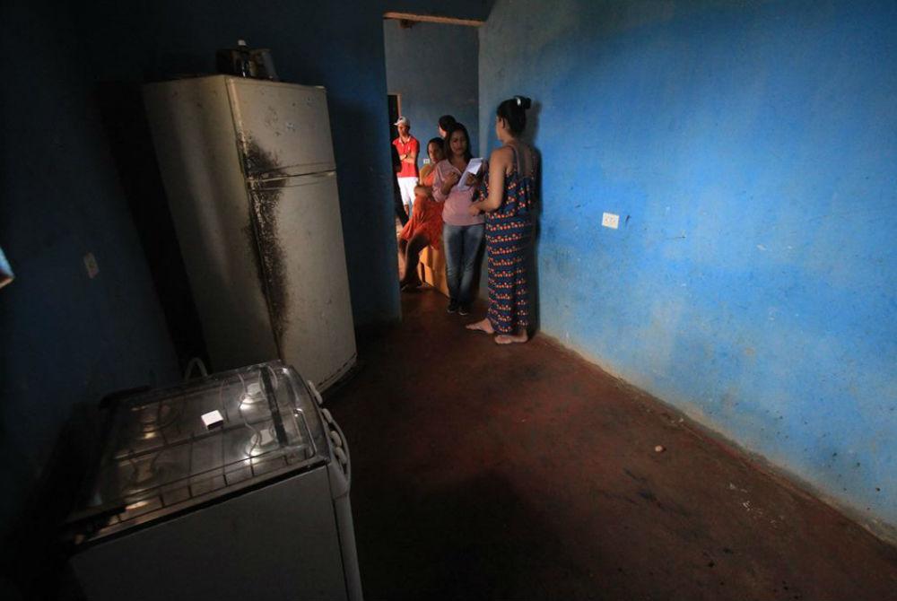 Bebê tem 90% do corpo queimado após botija de gás explodir em casa