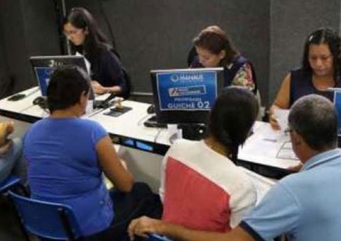 Entrega de documentos para Bolsa Universidade começa nesta terça-feira