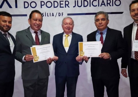 TJAM e TRE-AM recebem o Selo Justiça categoria Ouro