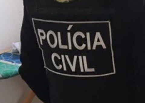 Em Manaus, policial é acusado de esfaquear esposa e atear fogo em casa