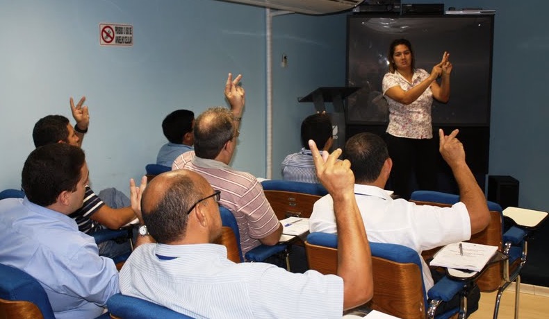 Cetam certifica primeira turma de surdos em curso de qualificação profissional