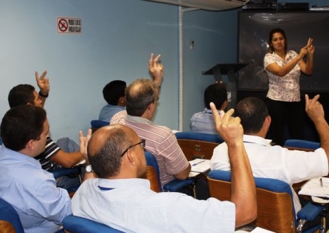 Cetam certifica primeira turma de surdos em curso de qualificação profissional