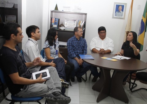  Prefeitura recebe certificação de Tecnologia Social por projeto de banco comunitário