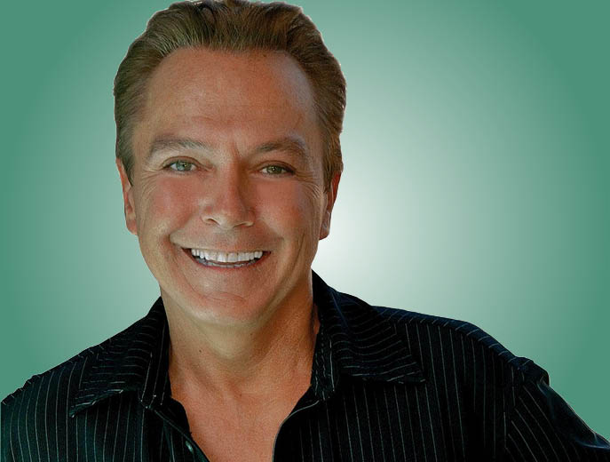Ator David Cassidy, astro da série 'Família Dó Ré Mi', morre aos 67 anos