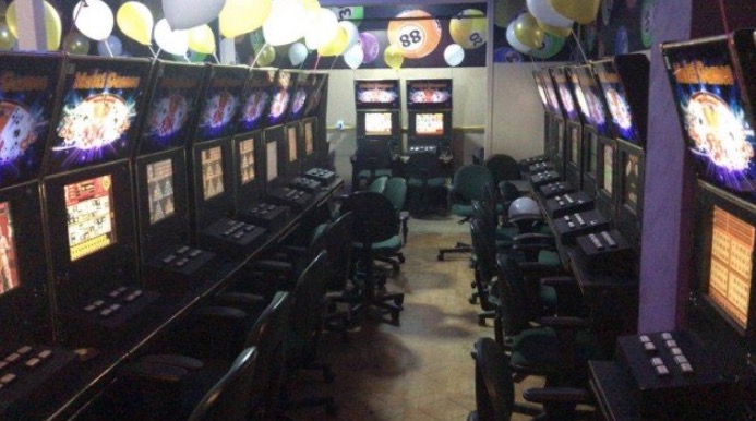 Polícia estoura bingo clandestino que funcionava dentro de igreja