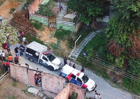 Homem é morto e dois são baleados em acerto de contas em Manaus