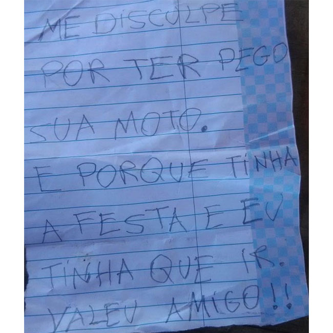 Bandido devolve moto roubada e revela motivo inacreditável para o crime em bilhete
