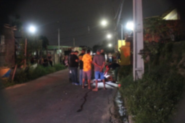 Homem é executado a tiros após ser surpreendido na rua em Manaus