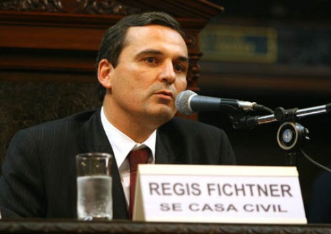 Ex-secretário de Cabral, Régis Fichtner e empreiteiros são presos na operação Lava Jato