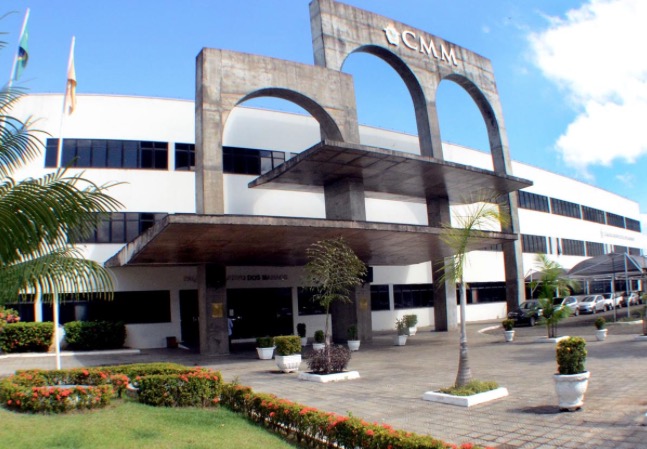 Demissão de servidores da Prefeitura de Manaus é destaque em reunião na Câmara