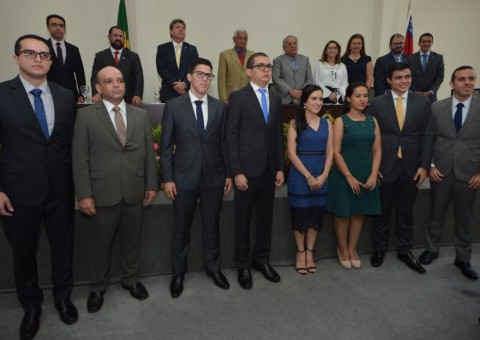 Novos procuradores do Estado são empossados nesta quinta-feira