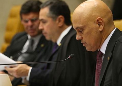 Maioria no STF vota para restringir foro privilegiado, mas decisão final é adiada