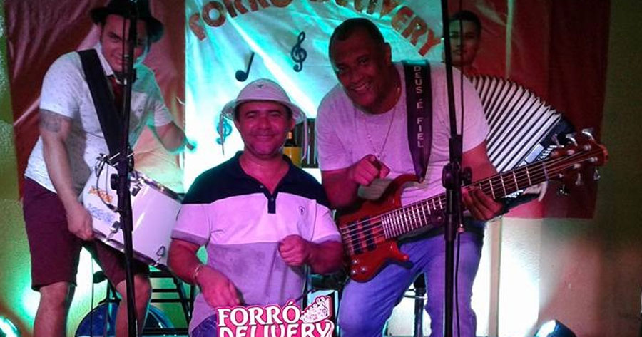 'Restobar' anima sexta-feira manauara com forró pé de serra 