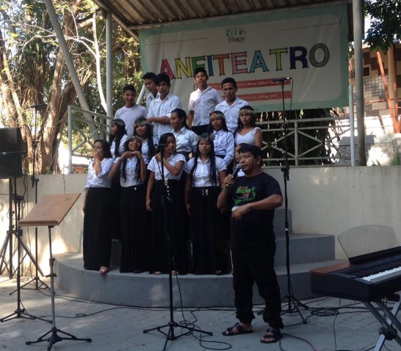 Grupo Indígena Myrá Yia faz show na língua Nheengatu no Teatro Gebes Medeiros neste sábado