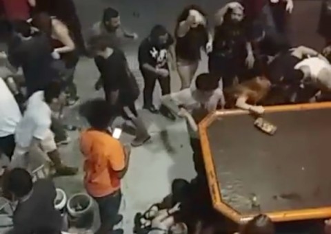 Confira imagens do tiroteio no Porão do Alemão que terminou com a morte de advogado