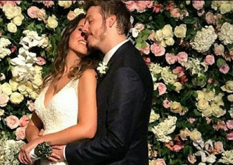 Casamento de Fábio Porchat reune famosos em festança no Rio