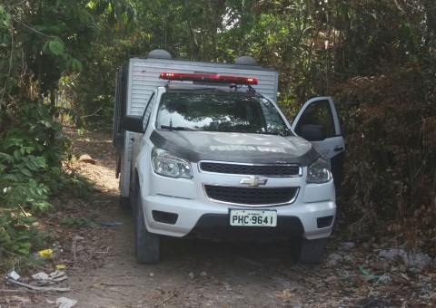 Idoso morre após cair de caçamba em movimento em estrada no Amazonas