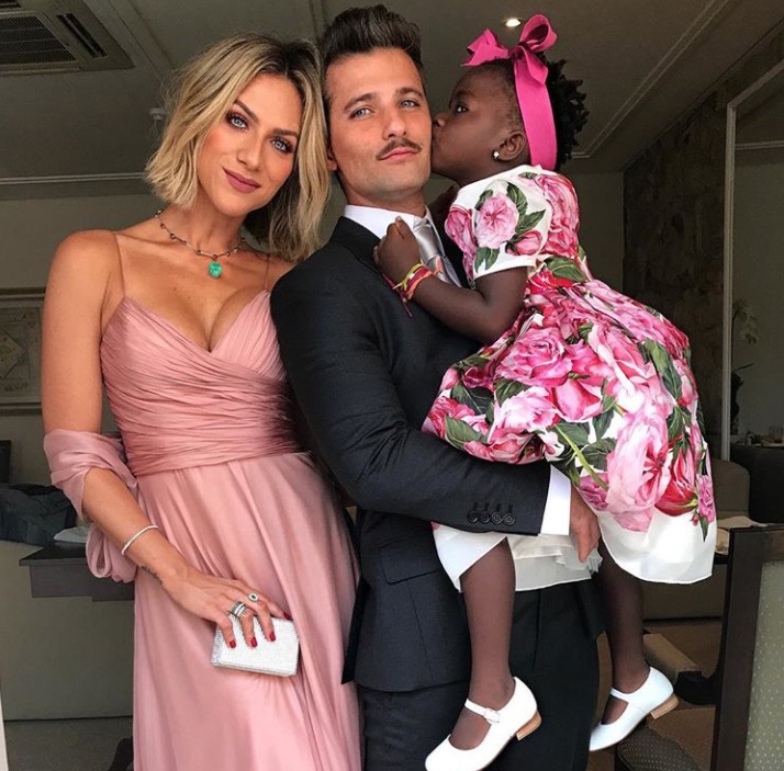 Bruno Gagliasso presta queixa após ofensas racistas a filha