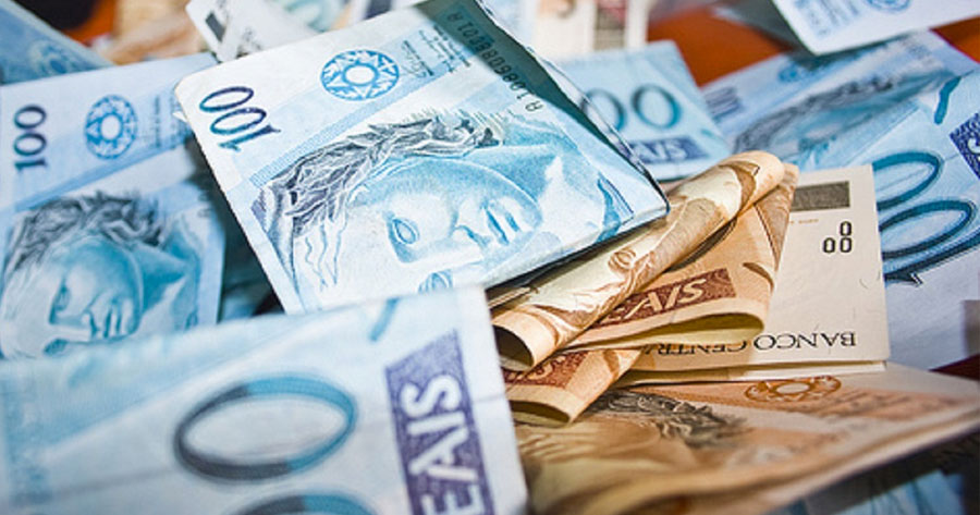 Prefeitura antecipa segunda parcela do 13º salário