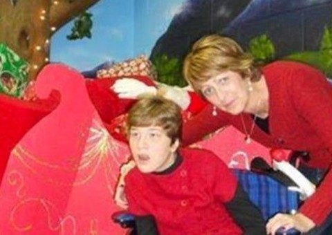 Mãe mata filha deficiente e deixa carta revelando motivo chocante