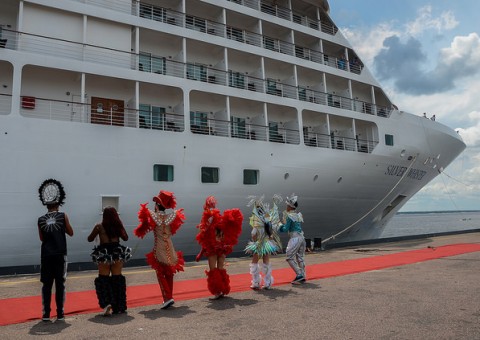 Mais um Cruzeiro atraca no Porto de Manaus com mais de mil turistas a bordo nesta quarta