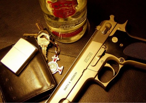 Deputado do Amazonas quer lei que proíba consumo de álcool por pessoas armadas