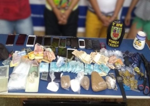 Grupo armado é preso com R$22 mil e 1kg de drogas no Amazonas
