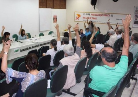 Professores da Ufam decidem paralisar as atividades no dia 5 de dezembro