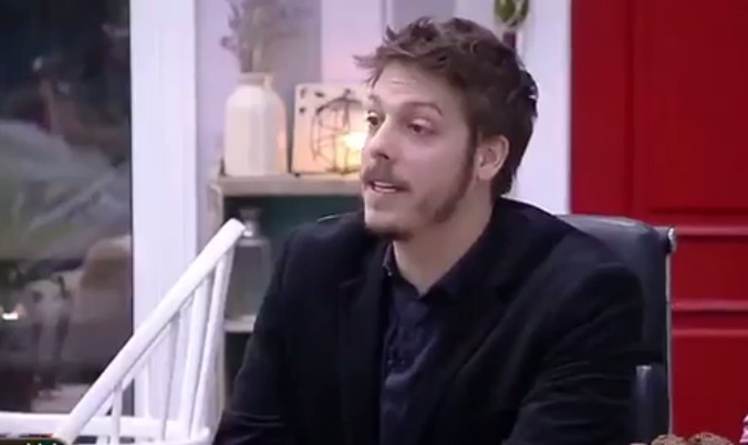 Flávia dá alfinetada em Marcos durante entrevista com Fábio Porchat