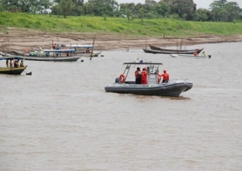Acidente entre embarcações deixa uma pessoa desaparecida no Amazonas 
