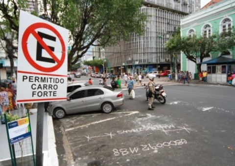 Centro de Manaus ganha novas vagas de estacionamento nesta sexta