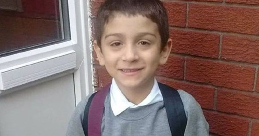 Mãe deixa filho congelar até a morte após abandoná-lo na porta de casa