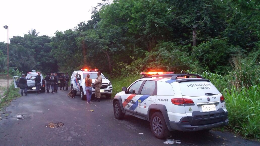 Corpo de homem é encontrado enterrado de cabeça para baixo em Manaus