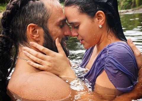 Bruna Marquezine será cruel e 'safadinha' em novela, e elogia par romântico