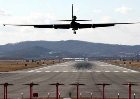 Estados Unidos e Coreia começam manobras aéreas e mundo teme guerra
