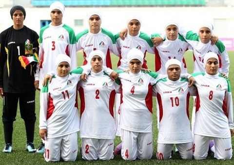 Dirigente revela que 8 jogadores da seleção feminina de futebol do Irã são homens