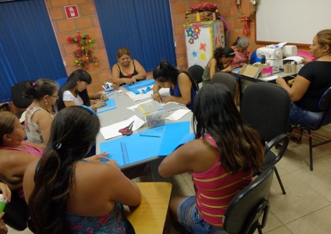 Governo promove baby chá coletivo no Prosamim