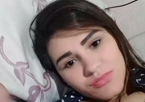 Mulher crava faca no peito da prima durante festa em sítio