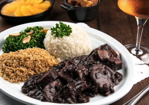  Feijoada Havaiana é a novidade do Baile do Hawaii 2018