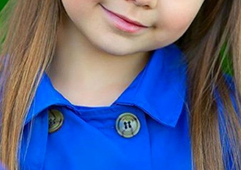 Menina de 6 anos é eleita mais bonita do mundo e choca com beleza