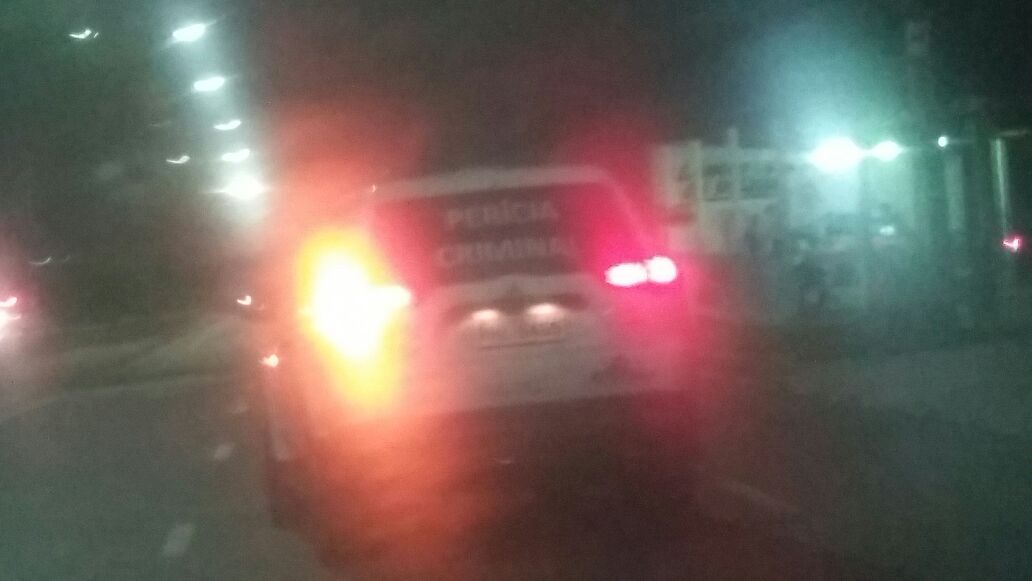 Homem é executado com vários tiros pelo corpo no Viver Melhor 