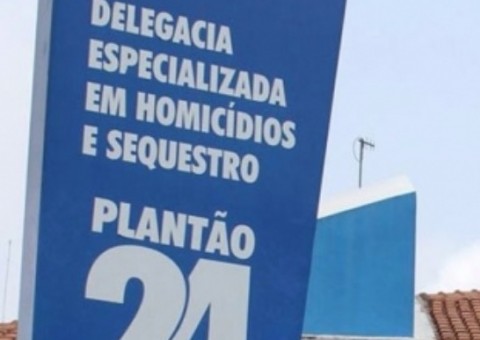 Mulher é assassinada com tiro no peito dentro da própria casa em Manaus