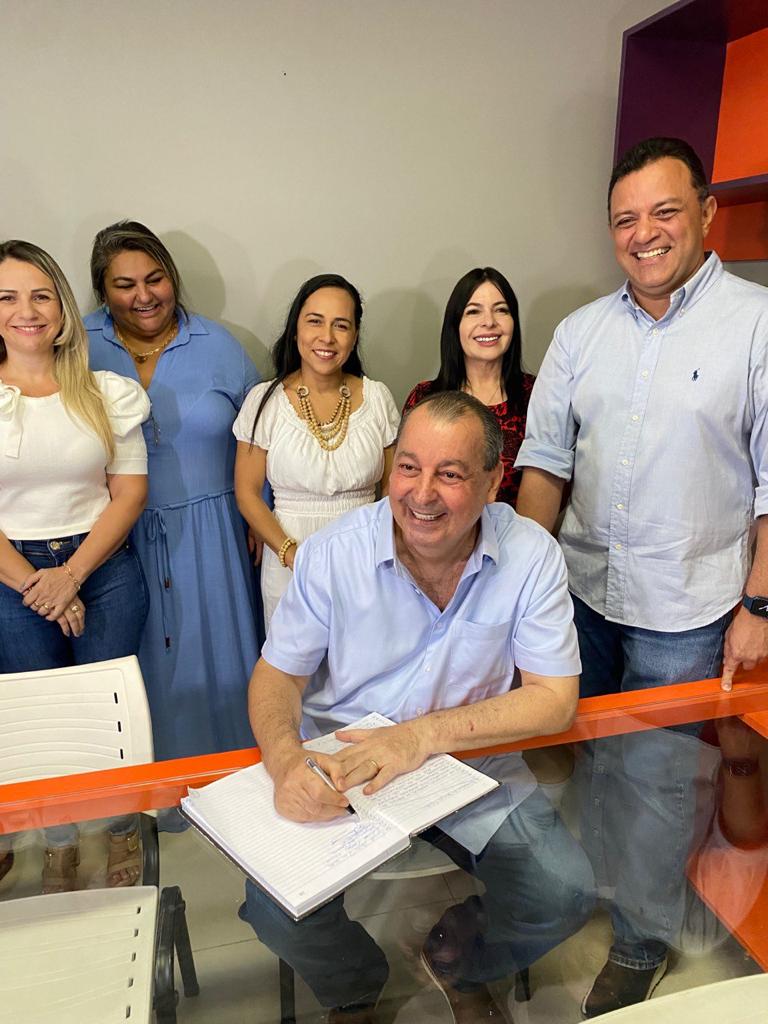 'Vou continuar enfrentando quem prejudicar o Amazonas', garante Omar