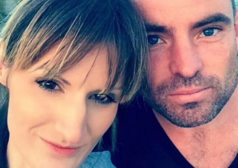 Mulher recebe ligação 'picante' e acaba descobrindo segredo chocante do noivo