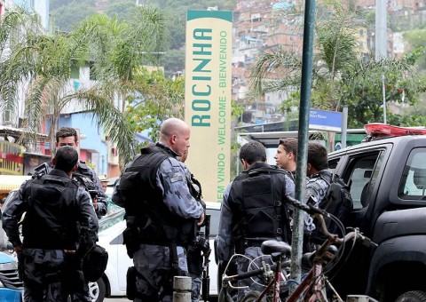Dois suspeitos morrem durante confronto com a polícia na Rocinha 
